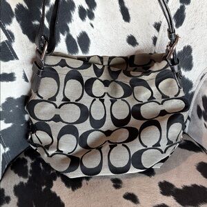Coach Black and Cream Signature! EUC